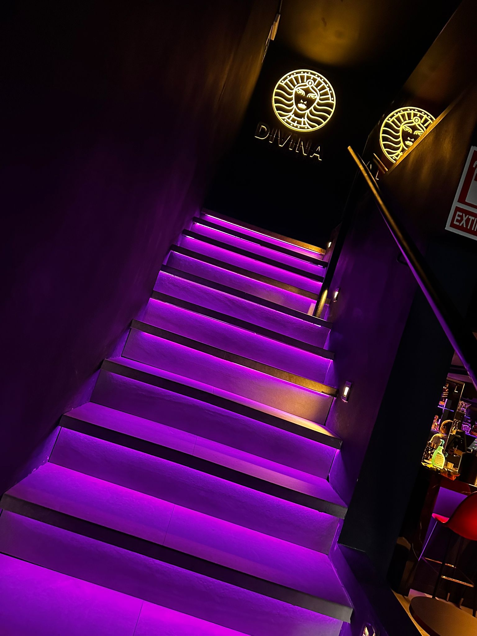 Ambiente interior de La Divina Madrid